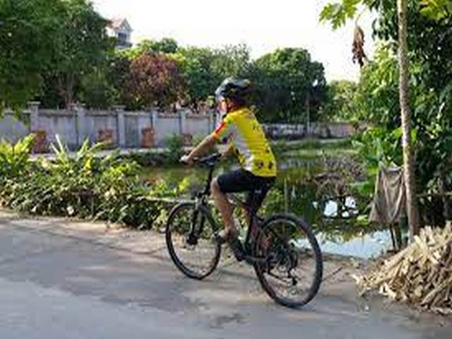 Hanoi Bike Trip Van Phuc Chuong Uoc Le Village 1 Day